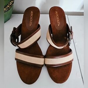 Aerosoles Trot Around 7.5 Women's Brown and Cream Sandals